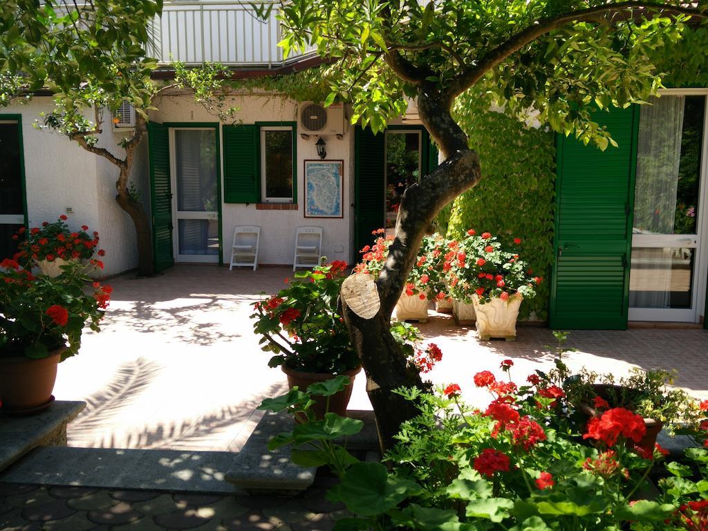 Residenza Villa I Nidi Санта-Катерина Экстерьер фото